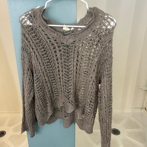 Crochet top with flared sleeves